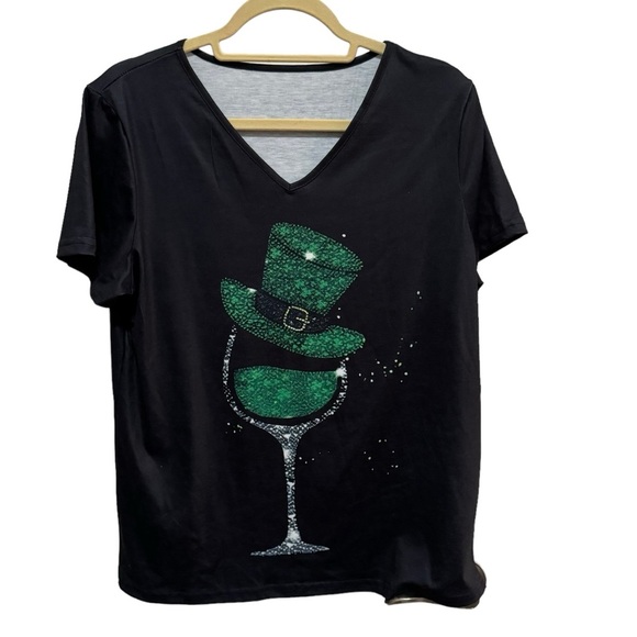 Tops - Black - Short Sleeve T-Shirt - St Patrick Theme Wine Glass - NWOT - Size L